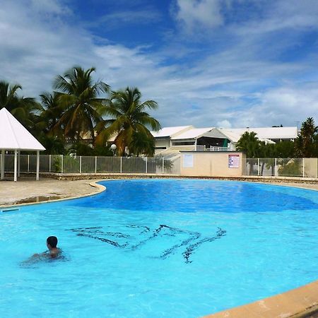 T3, Piscine, Plages Et Commerces A Pieds Sur La Marina Сен-Франсуа Экстерьер фото